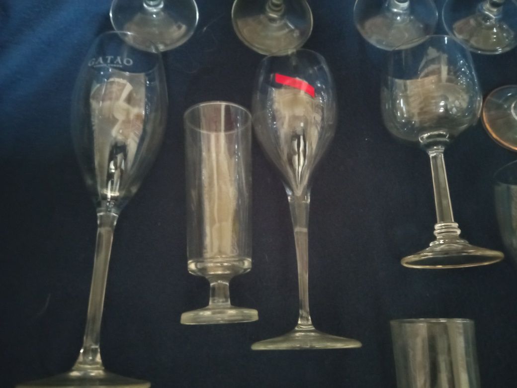 17 flutes de champanhe