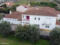 Moradia T3 c/Garagem e Anexos - Carvalhos de Figueiredo