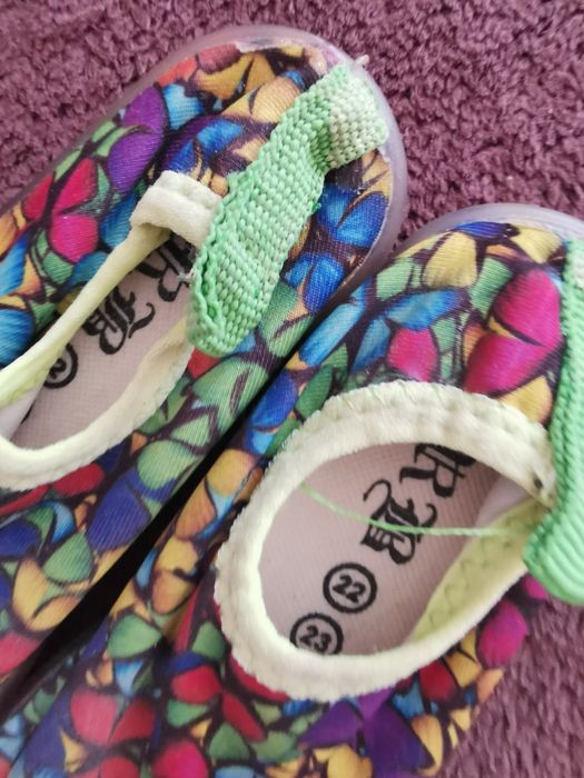 Buty do wody dziecięce rozmiar 23