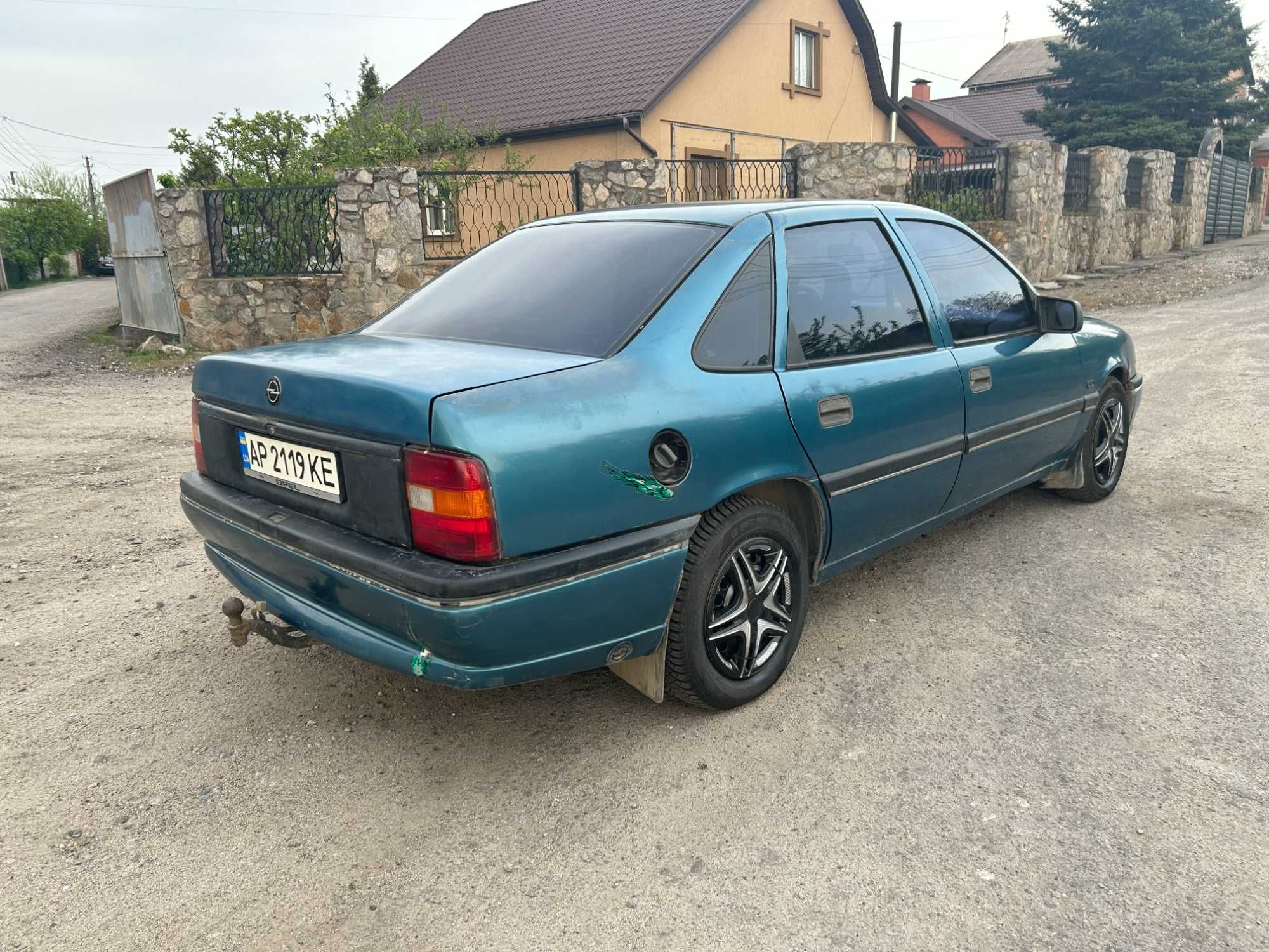 Opel Vectra A 1993 год 2.0 Газ Бензин (ГБО 4 поколение)