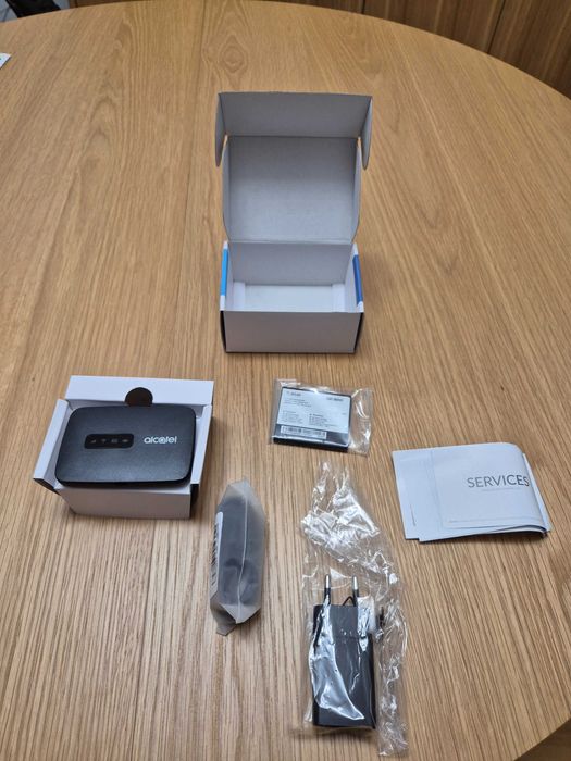 Mobilny router z wbudowanym modemem 4G Alcatel Link Zone