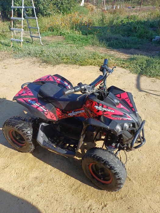 Продам дитячий електроквадрацикл 1000w