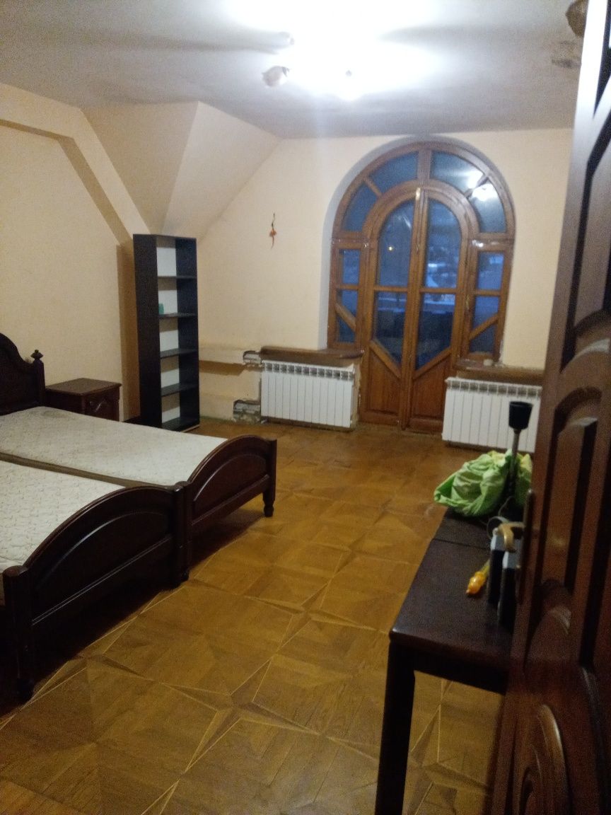 Сдам комнату в частном доме в центре Харькова