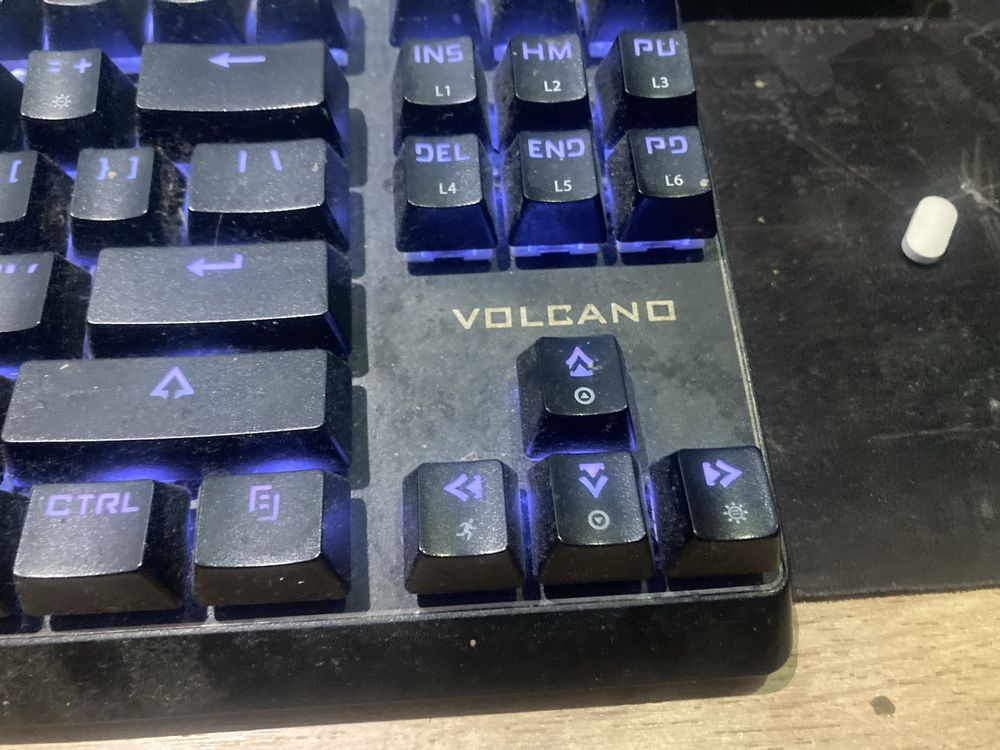 Klawiatura mechaniczna volcano w swietnym stanie