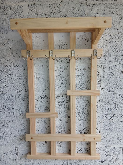 Вішалки : дуб, сосна