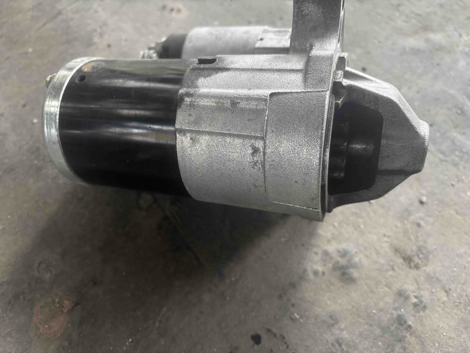 Стартер на Мазду 6 (2,5 )