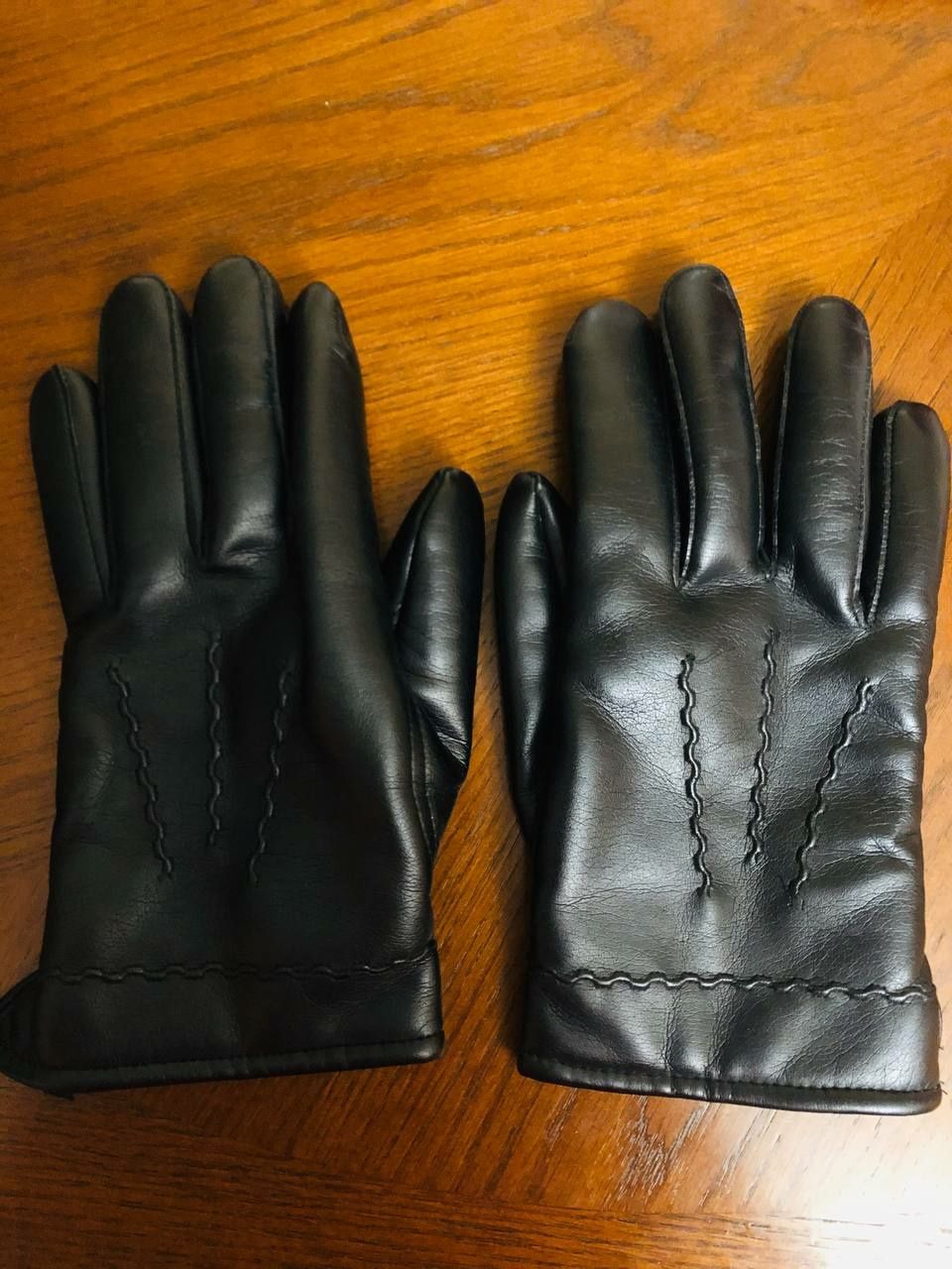 Продам перчатки жіночі

24 довжина
11 ширина 
Шкіра
Відішлю новою пошт
