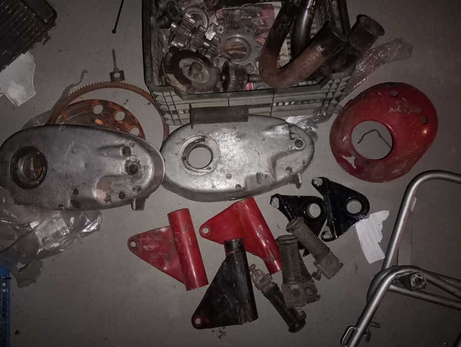 Bak boczek obudowa filtra lampa błotnik uchwyty lamp MZ TS 250 / 1