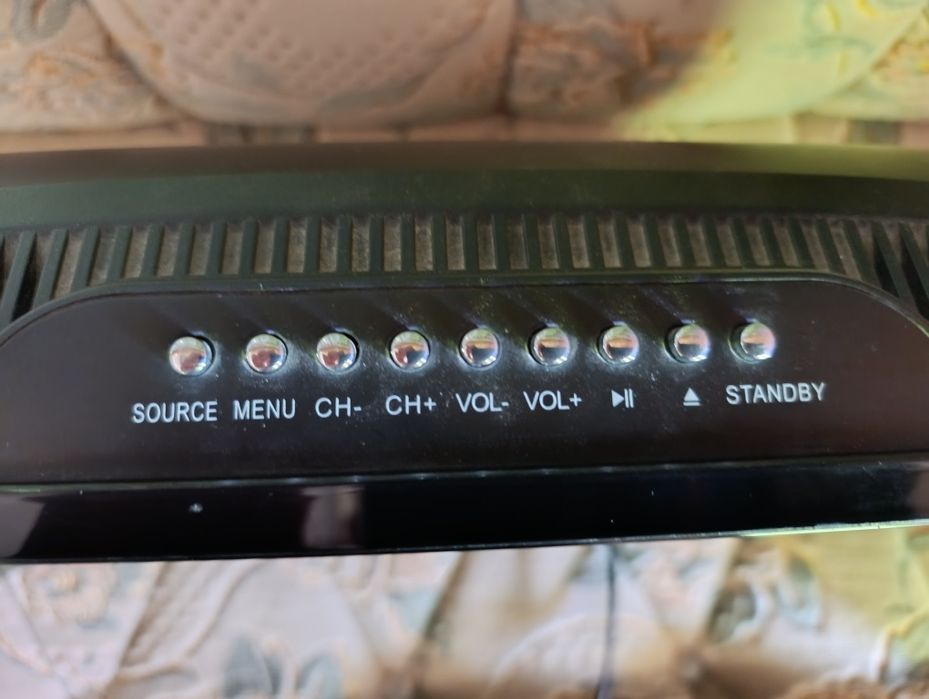 Телевізор TECHNIKA з DVD