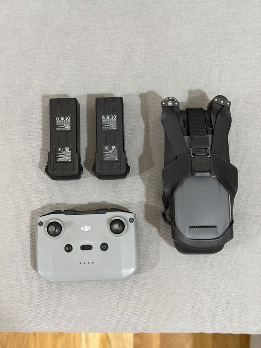 Drone DJI MAVIC 3 c/ 2 baterias extra