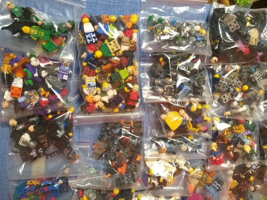 Фигурки Lego, разные, много