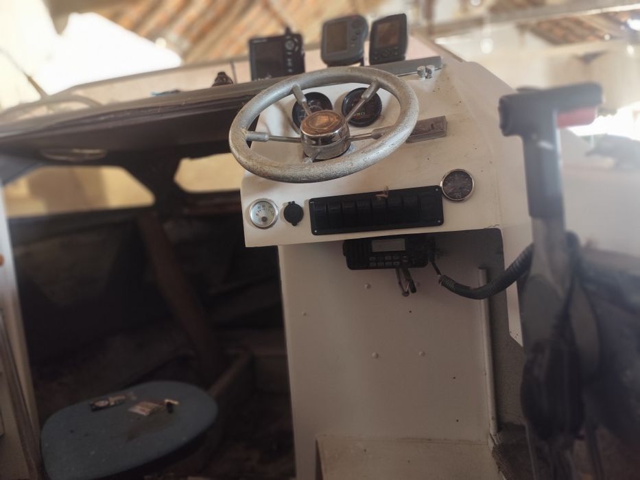 Vendo ou troco barco argus 535c por jeep