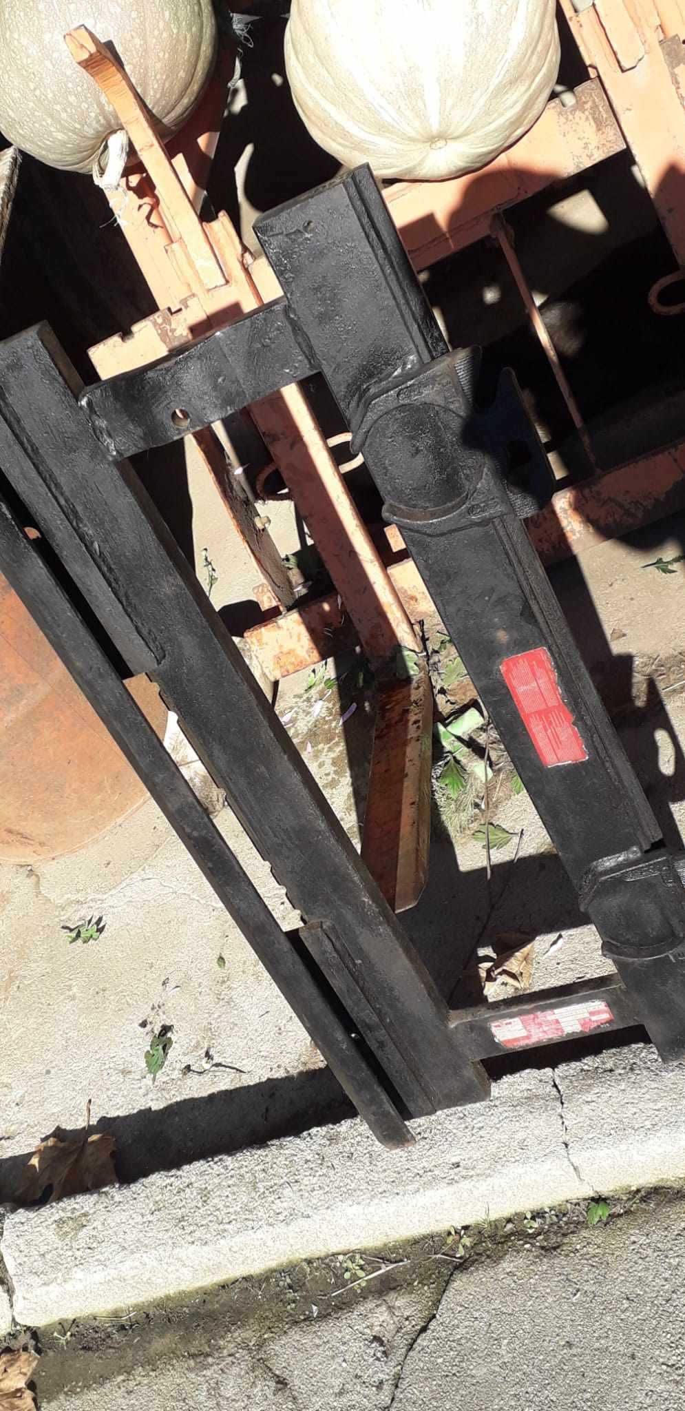suporte\grelha\trempe  para garfos de empilhador