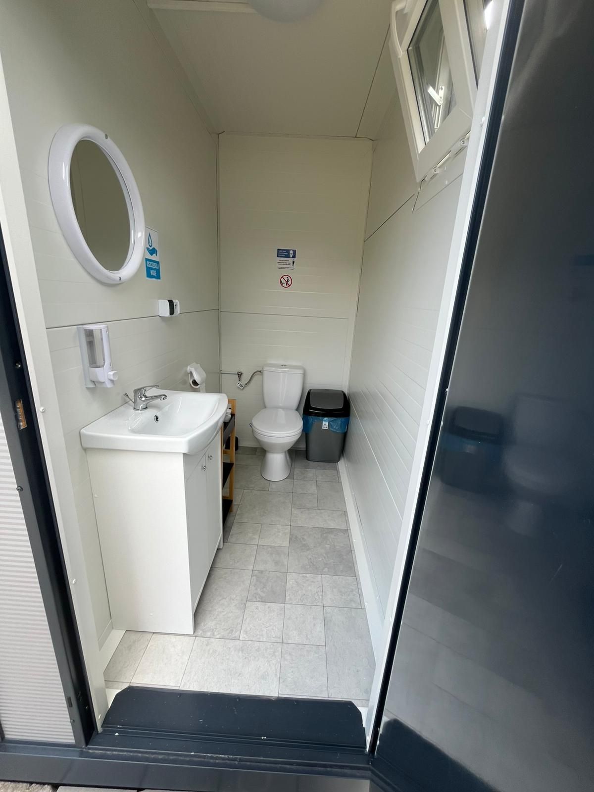 Kontener Sanitarny WC 2x   Nowy .
