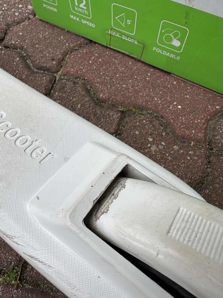 Hulajnoga elektryczna Rebel 12km 100W