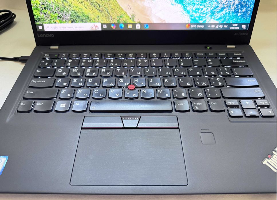 Lenovo Thinkpad X1 Carbon 5th Gen 14" WQHD/i7-7500U/8Gb RAM/256Gb SSD