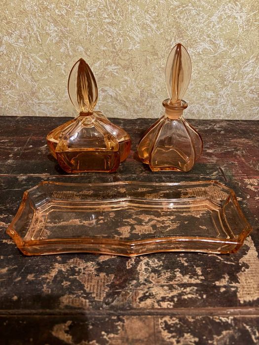 Набір з Рожевого скла(жіночий-парфумерний) Vintage Art-Deco 50x.
Набір
