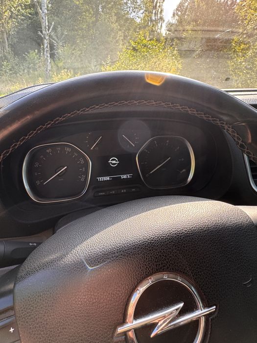 Opel vivaro blaszak