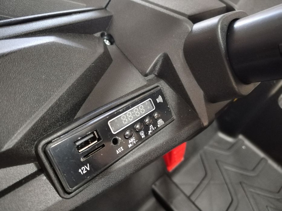 Carro eléctrico criança 12v 4x4