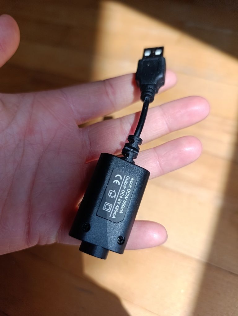 Ładowarka USB do e papierosów