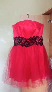 Випускне сукня червоно-чорна