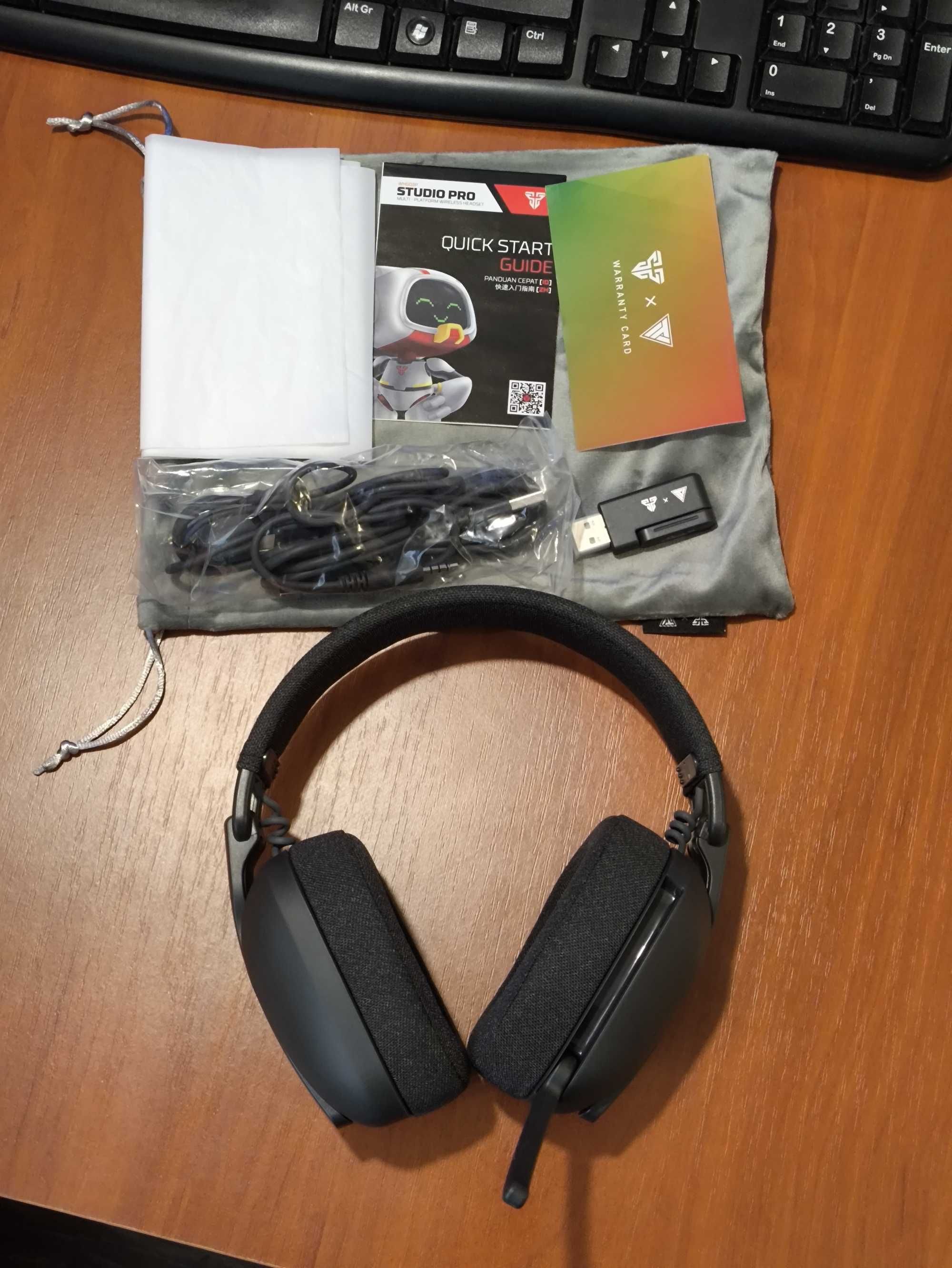 ‼️Ігрова бездротова гарнітура Fantech Studio Pro WHG03P Gray