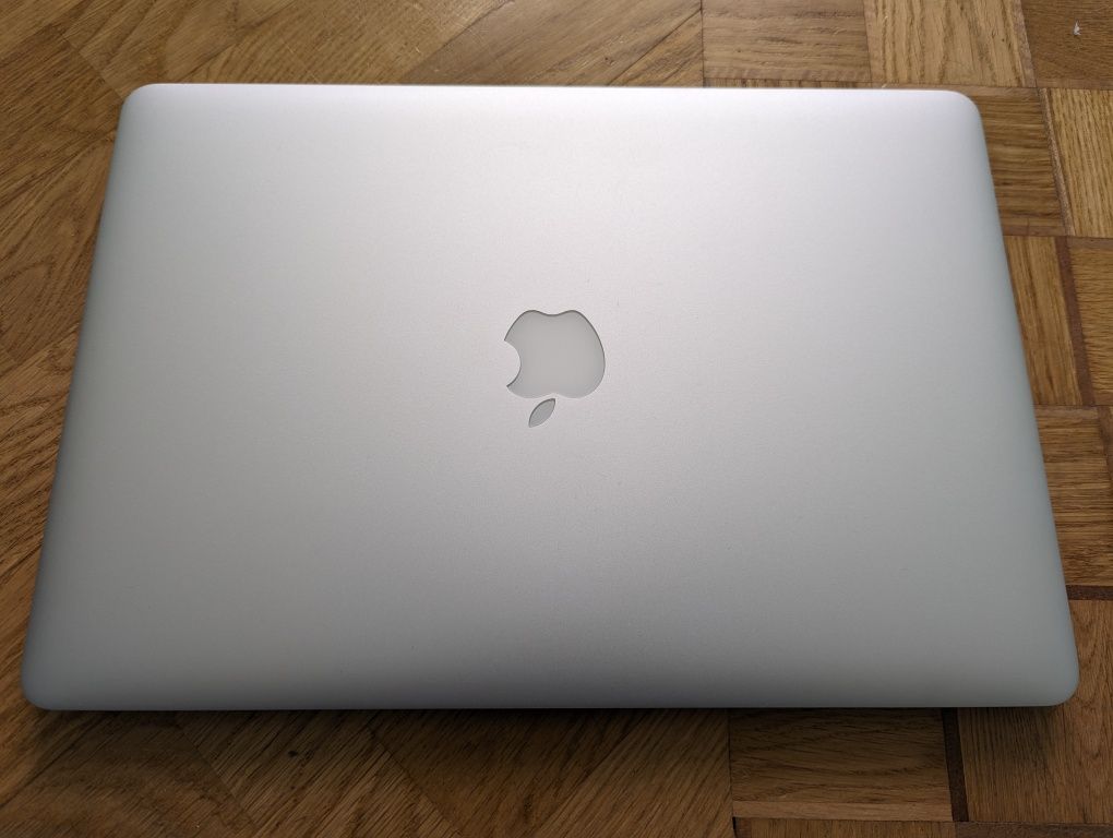 MacBook Pro 2015/2016, 15", i7, 16/256, новий, 0 циклів.