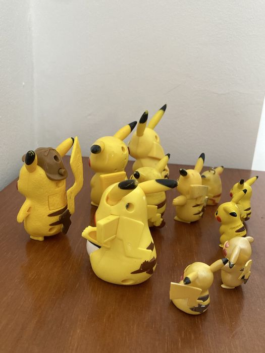 Pokémon a figures + Pikachu Collection Nintendo Tomy