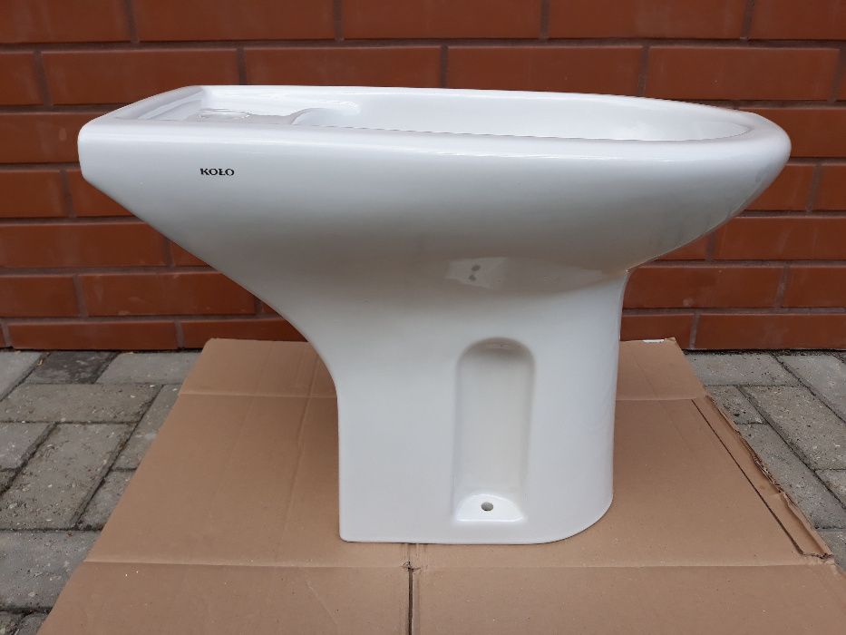 Bidet koło, używany, stan bardzo dobry