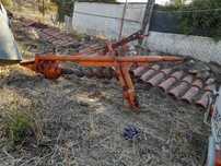 2 Brocas de trator agrícola Marca Galucho Modelo PB 1000