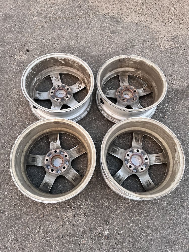 Диск Nissan 5*114.3 R16