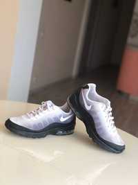 Nike Air Max Invigor Print