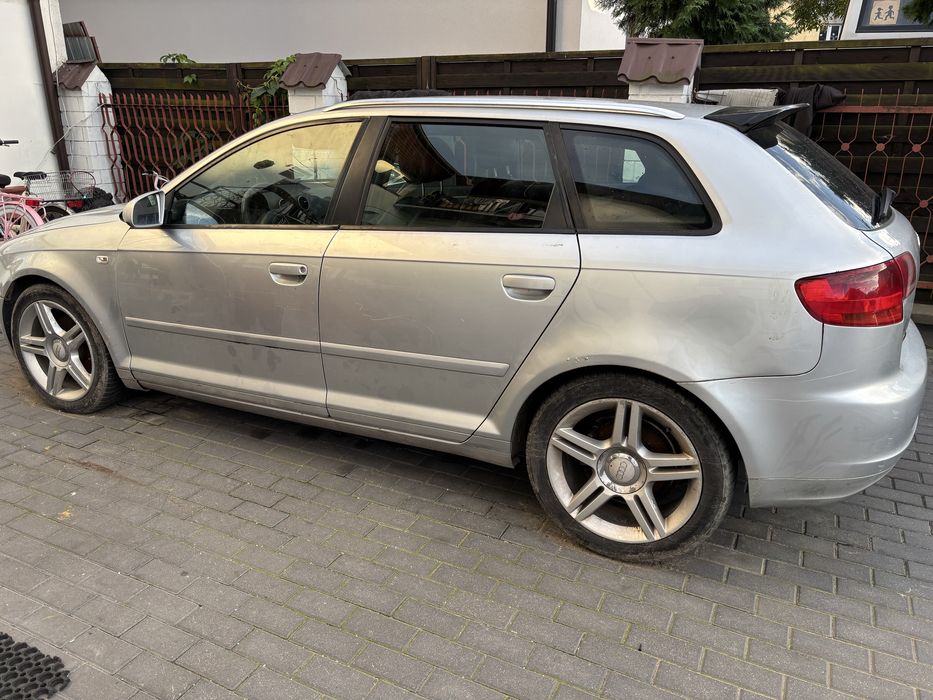 Audi a3 8p 2.0 TDI S-line | 5 Drzwiowe | Siedzenia S-Line | Alufelgi