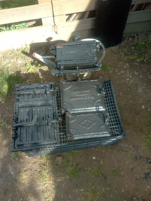 Двері до пічкі ...