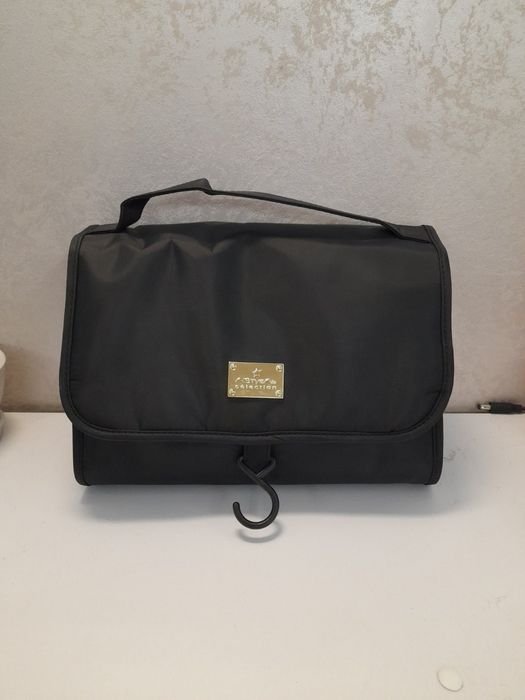 Косметичка дорожня розкладна.