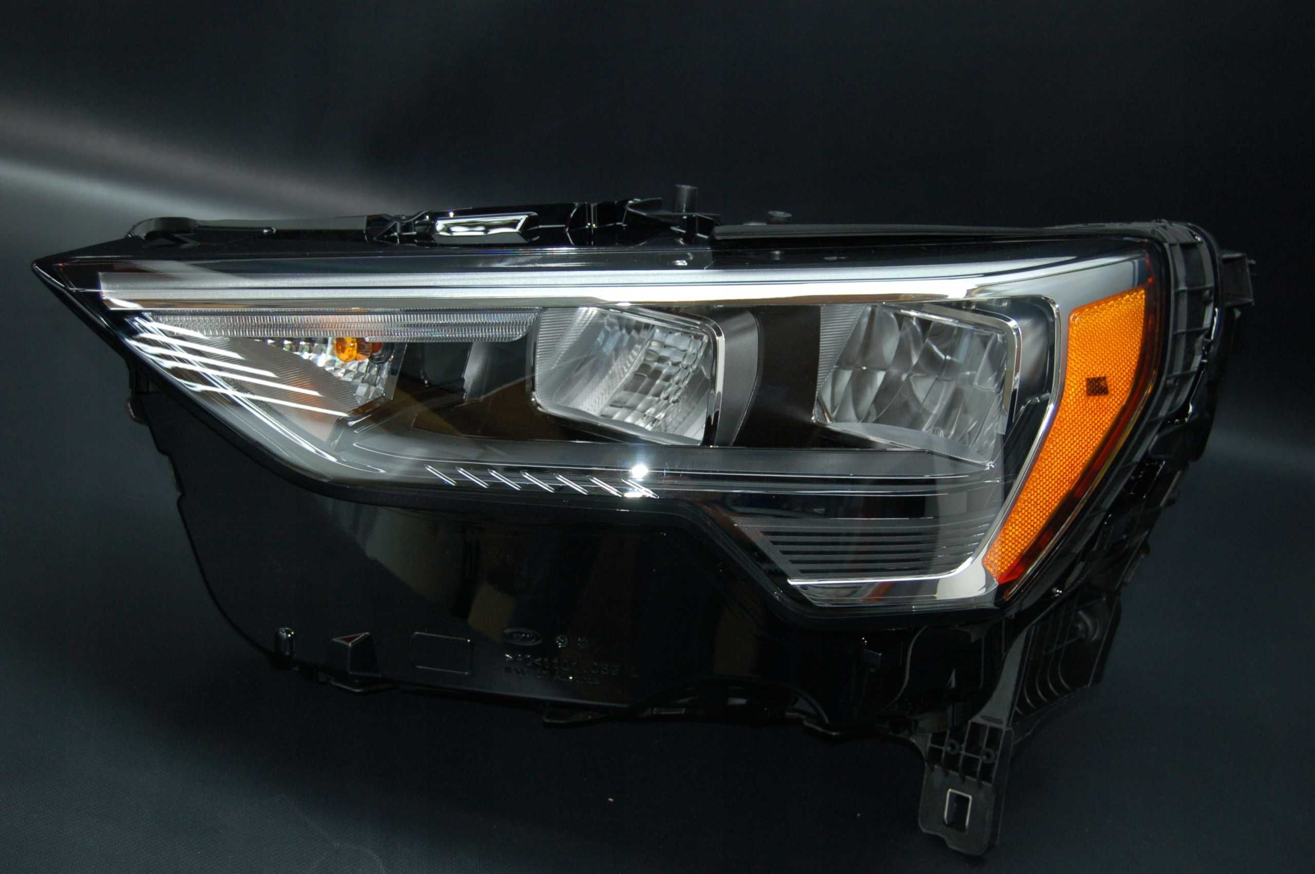 AUDI Q3 II 83A Фари перед USA EU