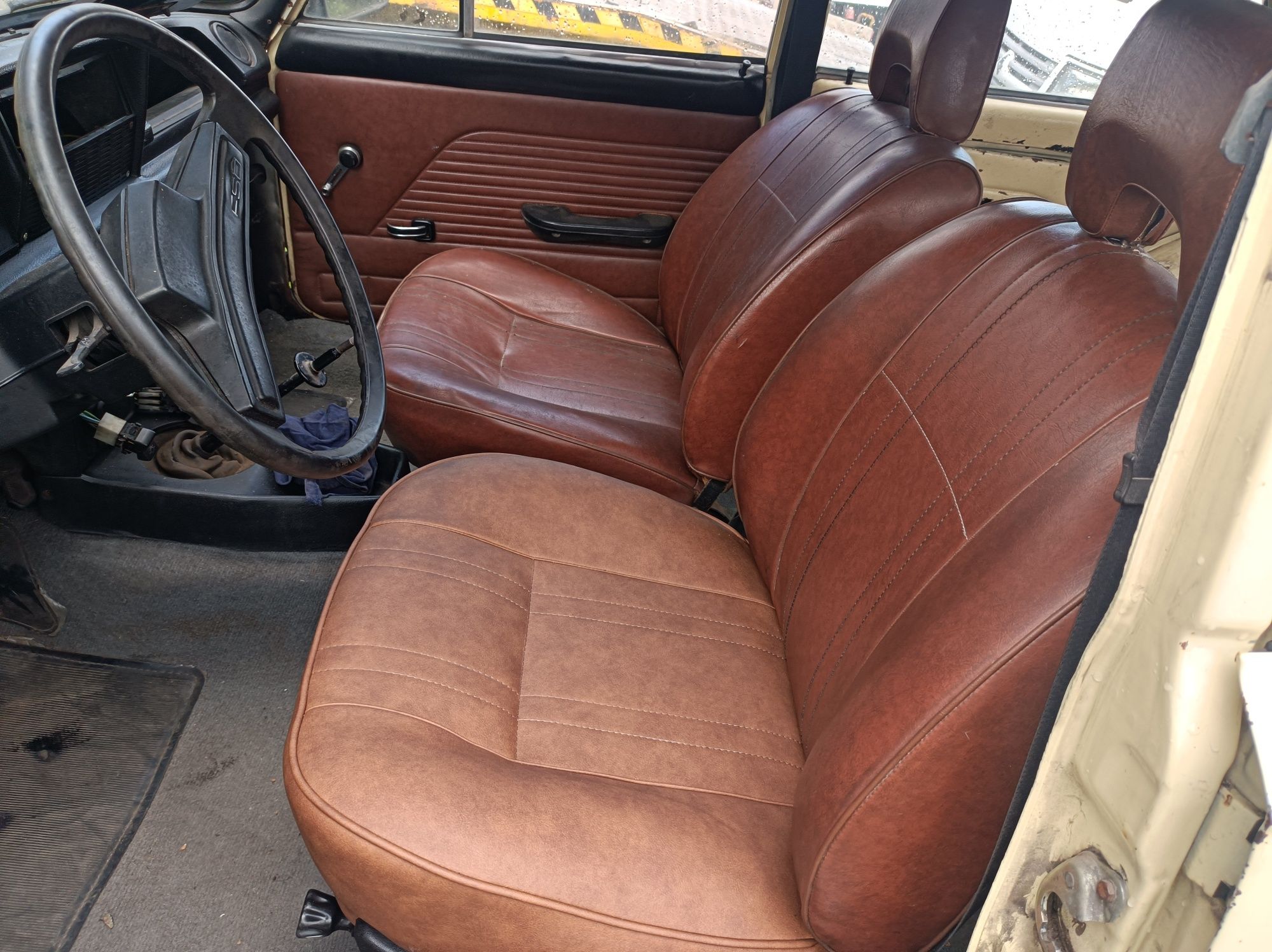 Fiat 125p kombi karetka
