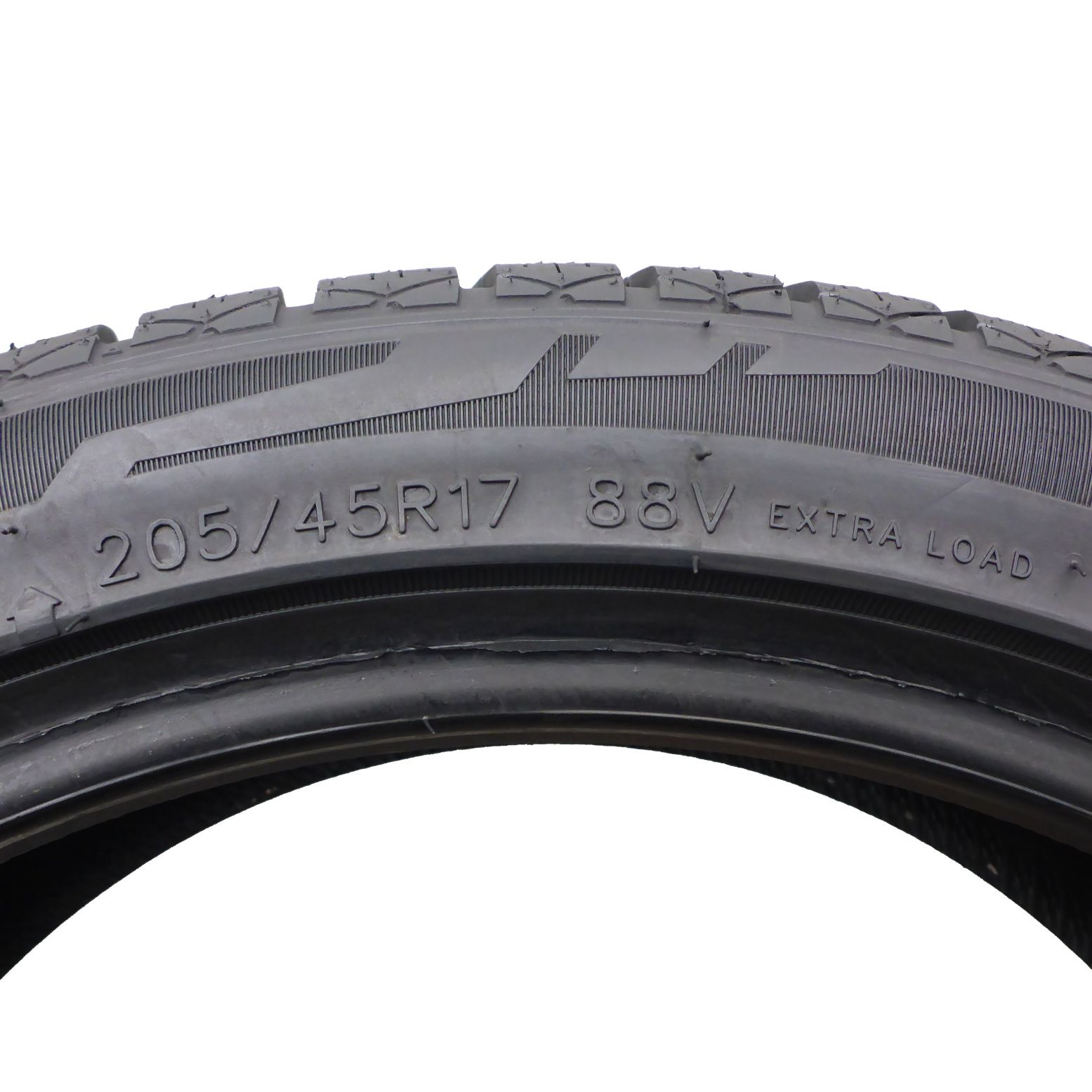 205/45/17 Momo 205/45R17 88V XL North Pole Zima 2020 7,8mm Jak Nowe
