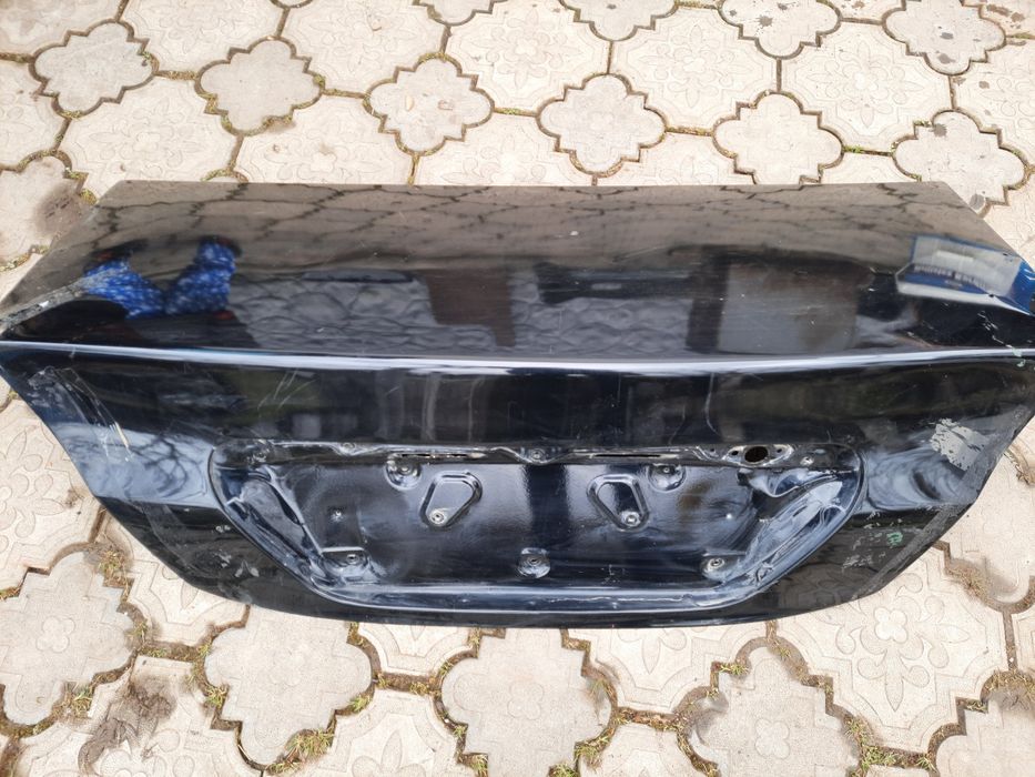 Кришка багажника Mitsubishi Lancer 9