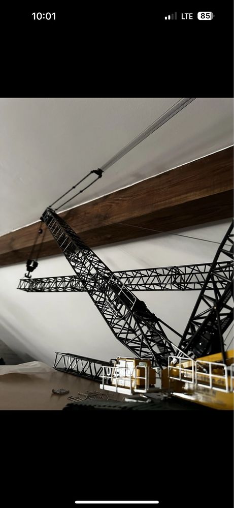 Model Liebherr lr 1600
