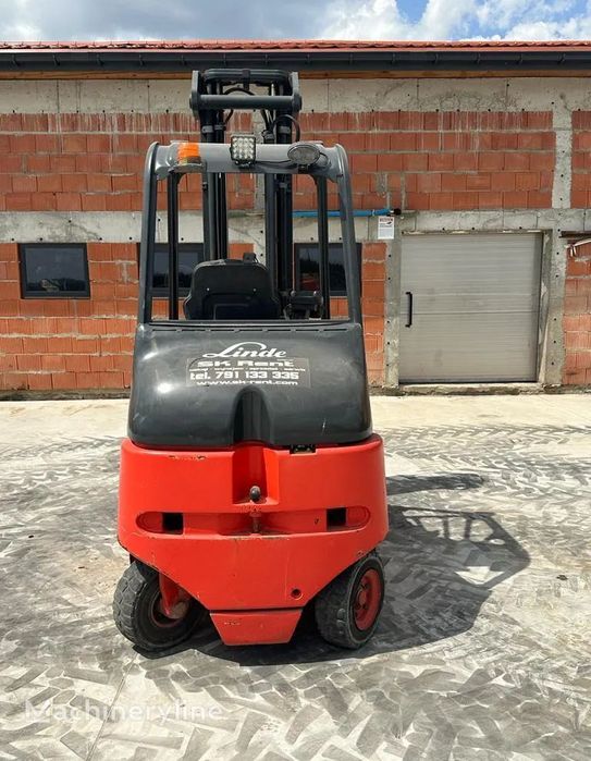 Usługi z operatorem / Wózki widłowe, podnośniki, ładowarki, wynajem