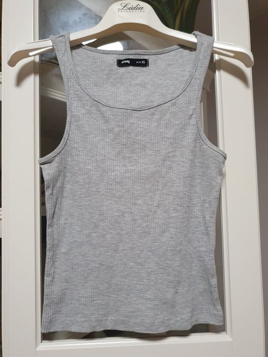 Top w prążek XS Sinsay