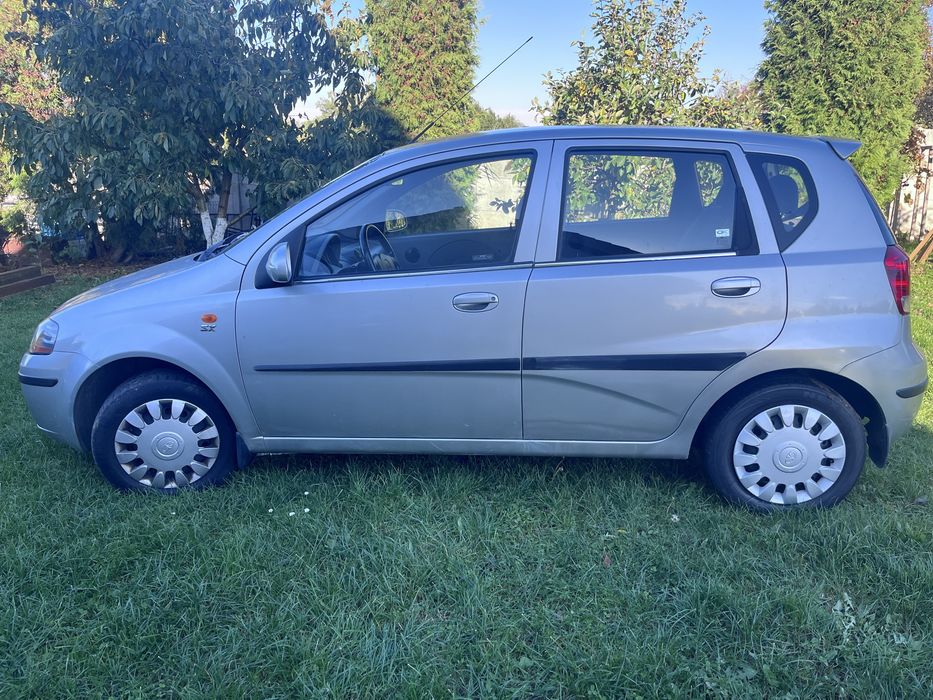 Sprzedam zadbane auto z małym przebiegiem