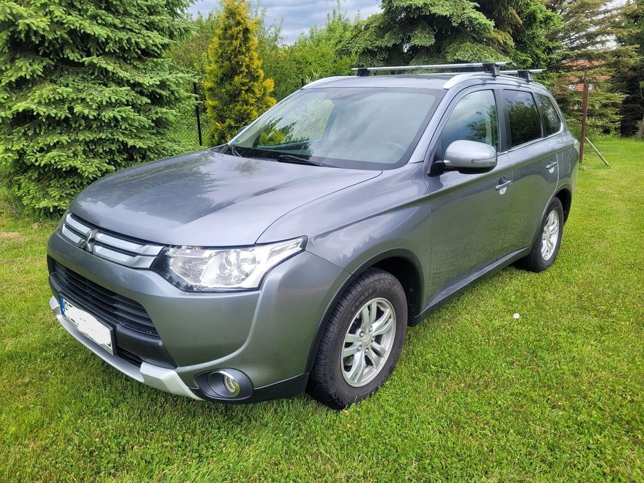 Mitsubishi Outlander Mitsubishi Outlander 4WD 2015 benzyna 2,0