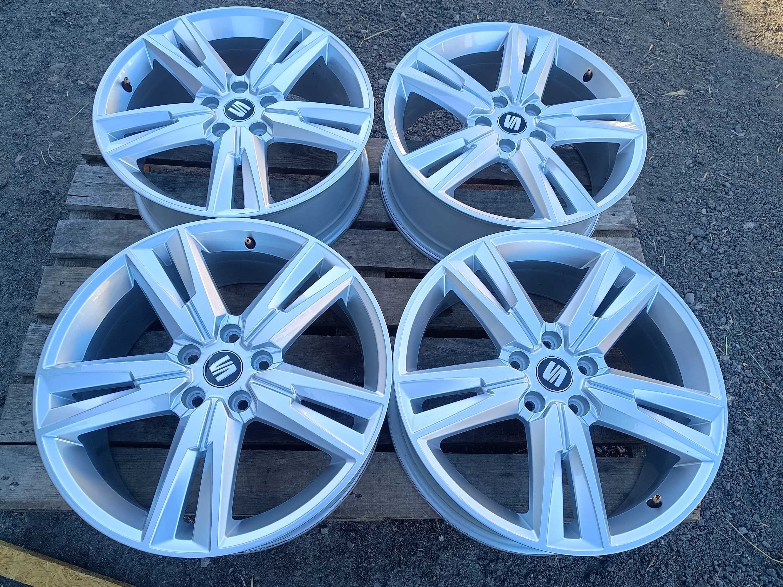 Alufelgi Seat 18'' 5x112 VW, Skoda, Audi