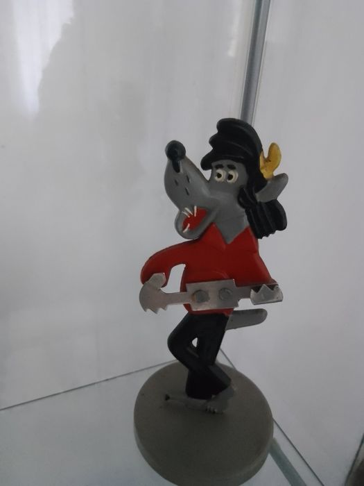 Wilk i zając figurka