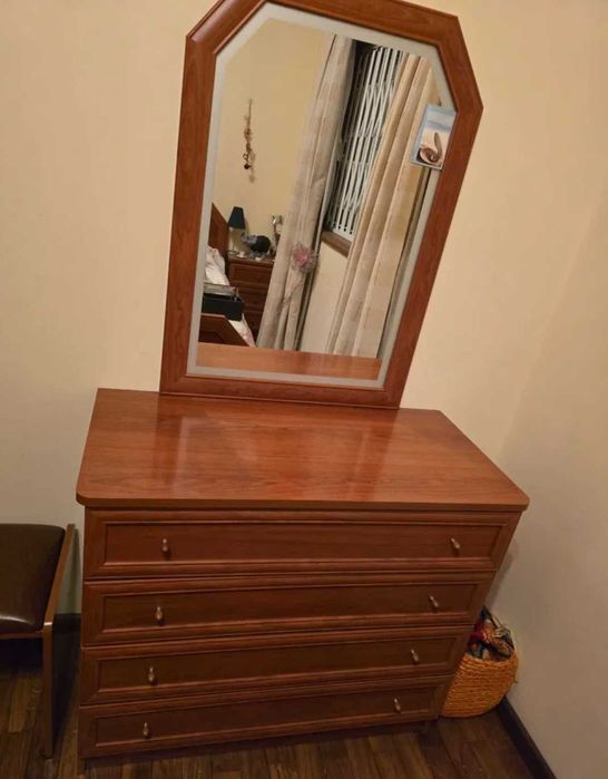 Quarto completo estado exelento