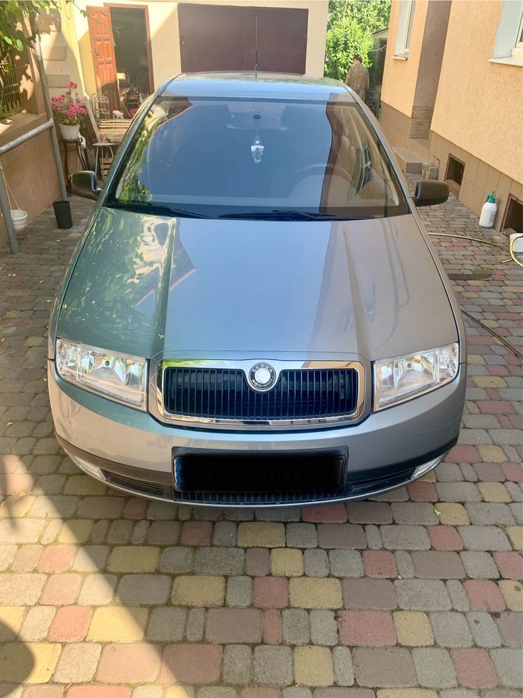 Продам автомобіль Skoda Fabia 2002