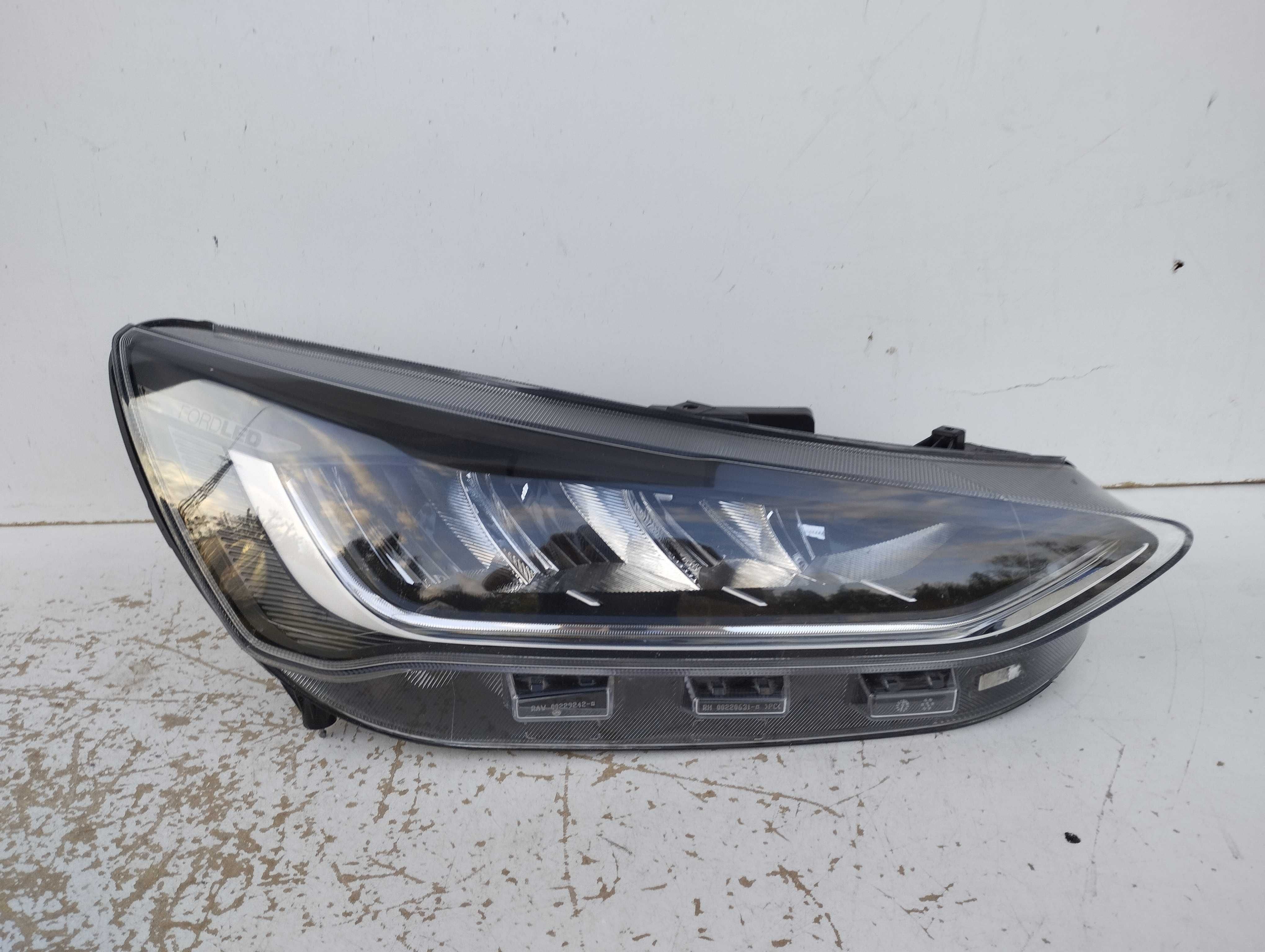 Ford Focus Mk4 lift Full Led prawy lampa prawa EUROPA