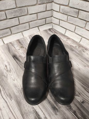 Кожаные туфли Clarks, размер 39